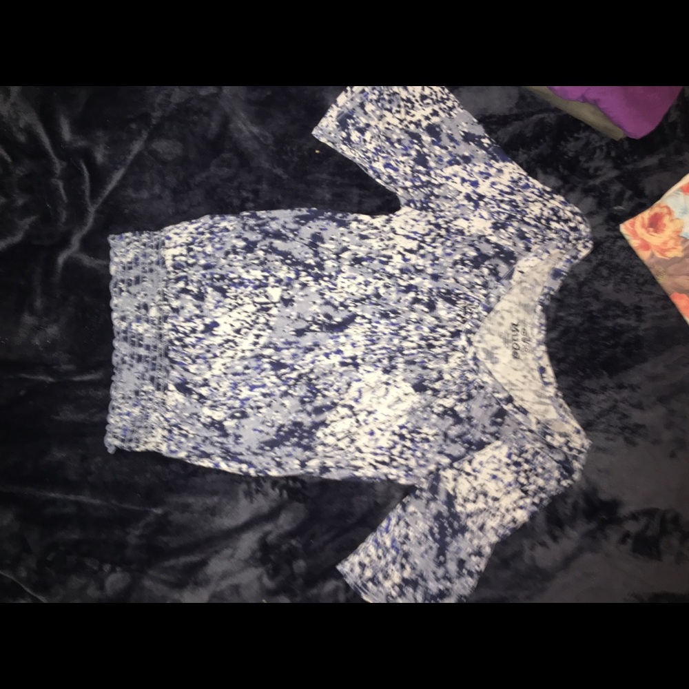 Dressy shirt. Mudd